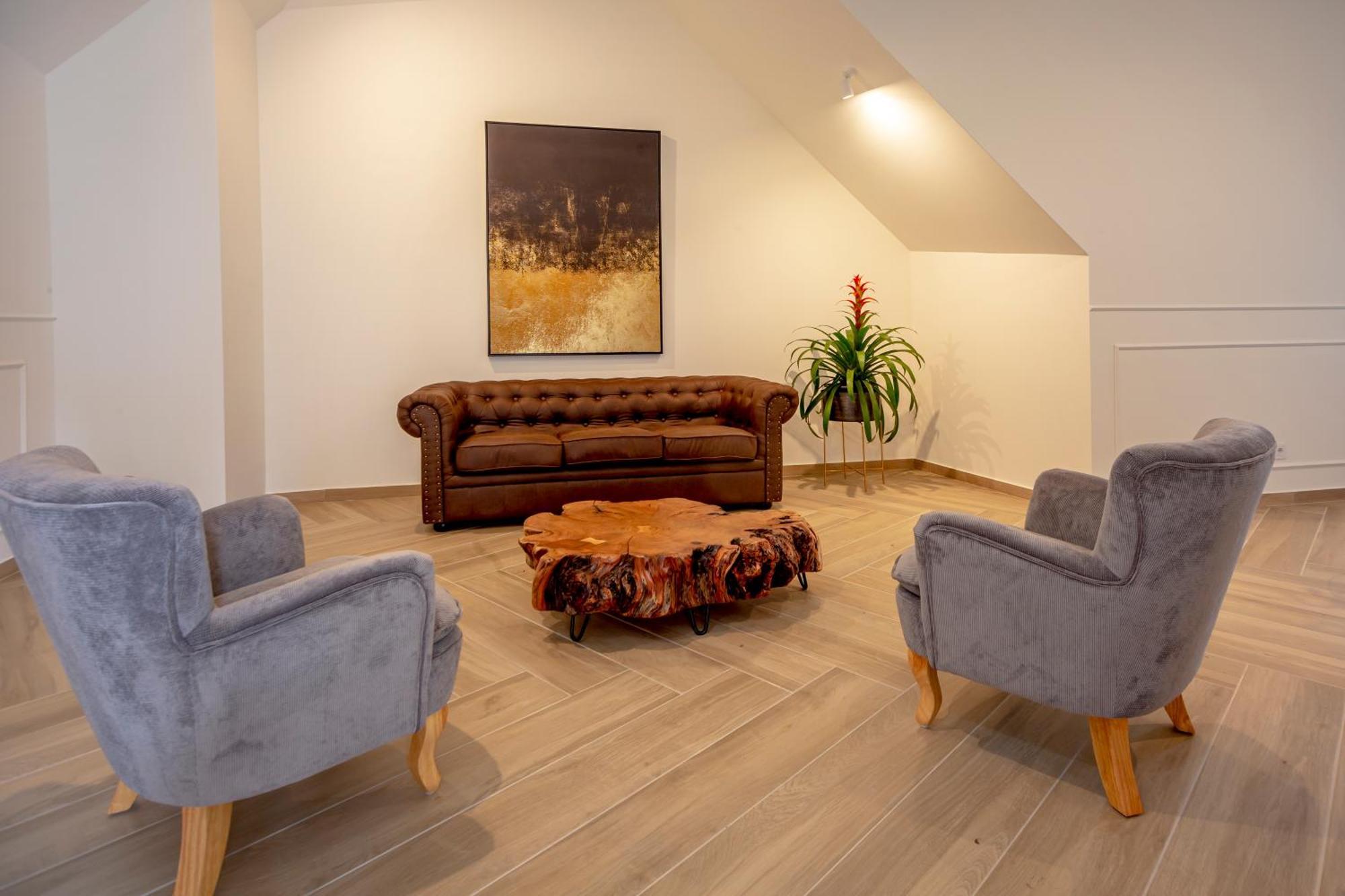 Guest House Jacaranda FAO Buitenkant foto